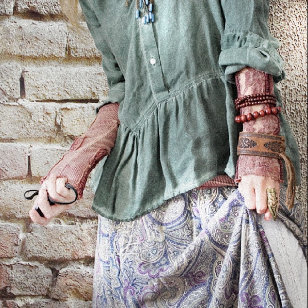 Faded Peplum Hem Blouse in Olive Green